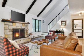 Pocono Pines Summer Retreat with Unmatched Amenities & Private Deck 3BR 2BA